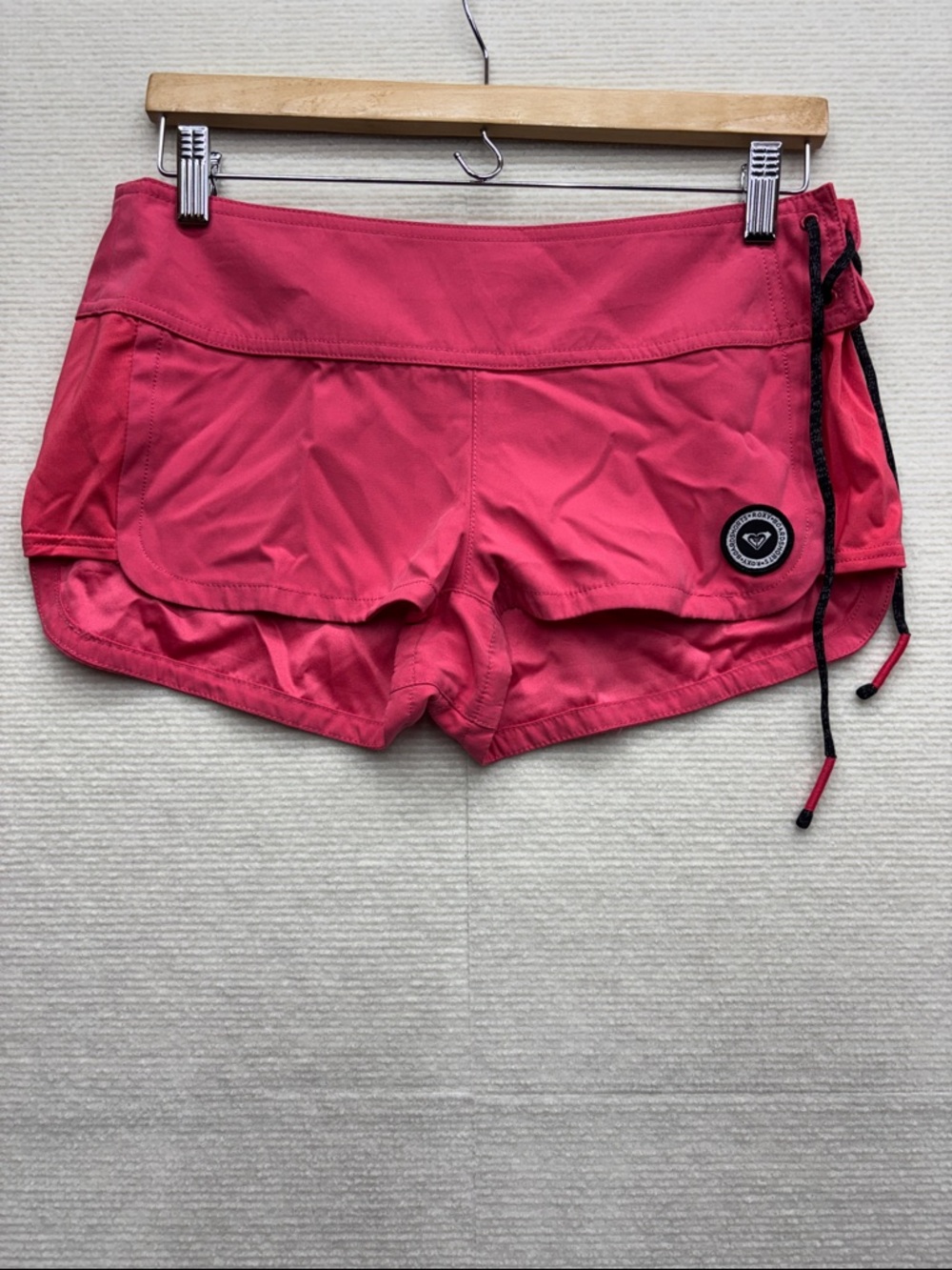 Roxy | 3 Coral-Pink Athletic Swim Shorts